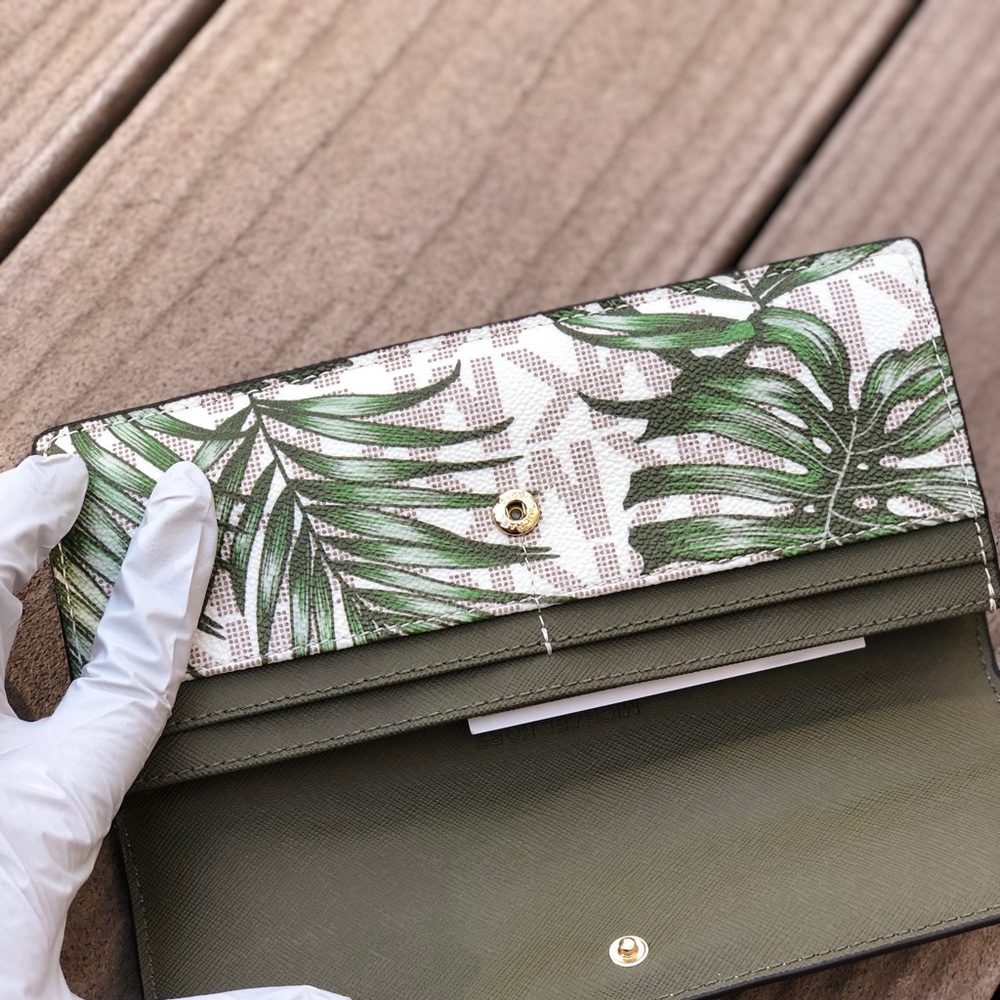 NWT Michael Kors palm tree leaves flat wallet - Picture 4 of 6